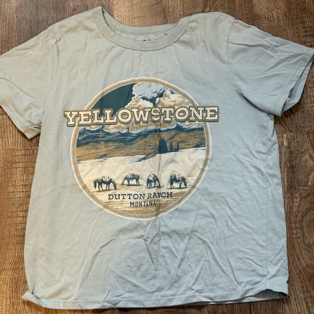 Yellowstone Graphic T-Shirt